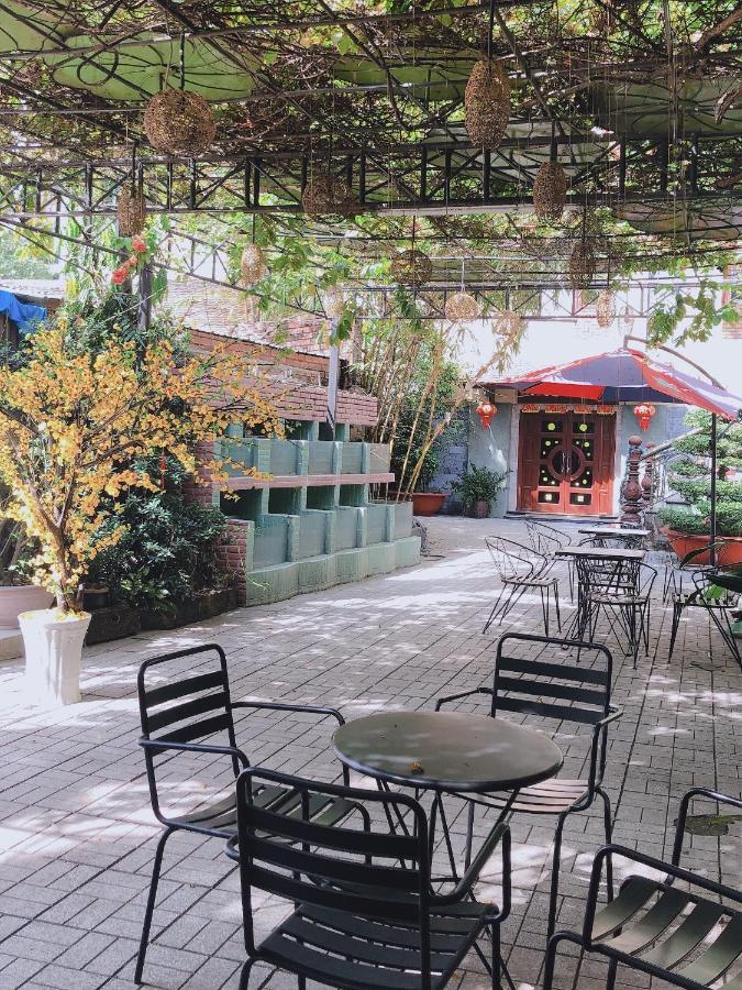 Hoang Yen Hotel Thuan An Exterior foto